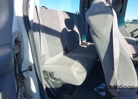 2002 Ford F-150 Lariat/Xl/Xlt from USA, damaged, VIN 1FTRX18L72NB04997